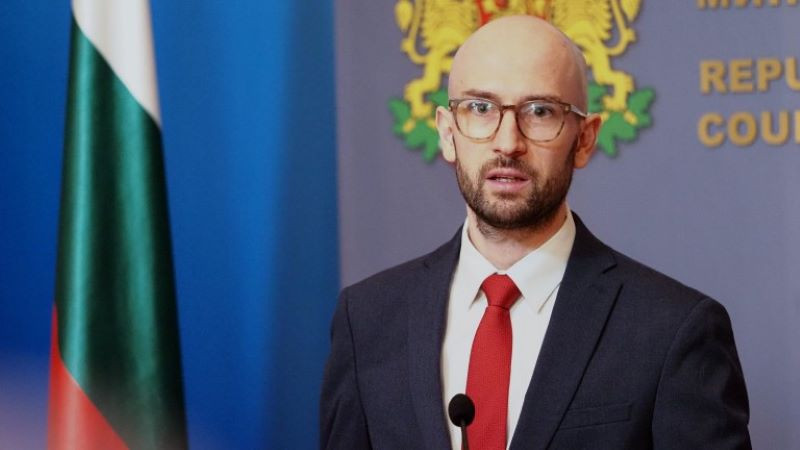 Служебната власт предлага безкраен удължителен бюджет